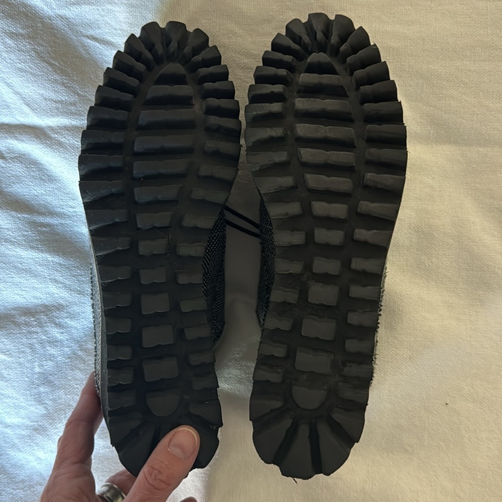 All Black platform lace up shoes, size 39.5 (9US) - Picture 6 of 6